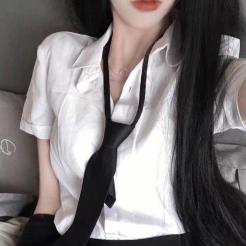 被全网读心后我成全民团宠